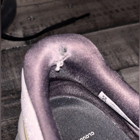 On Cloudmonster 2 running shoes in Undyed/Zest WSZ9,5 - Picture 14 of 15